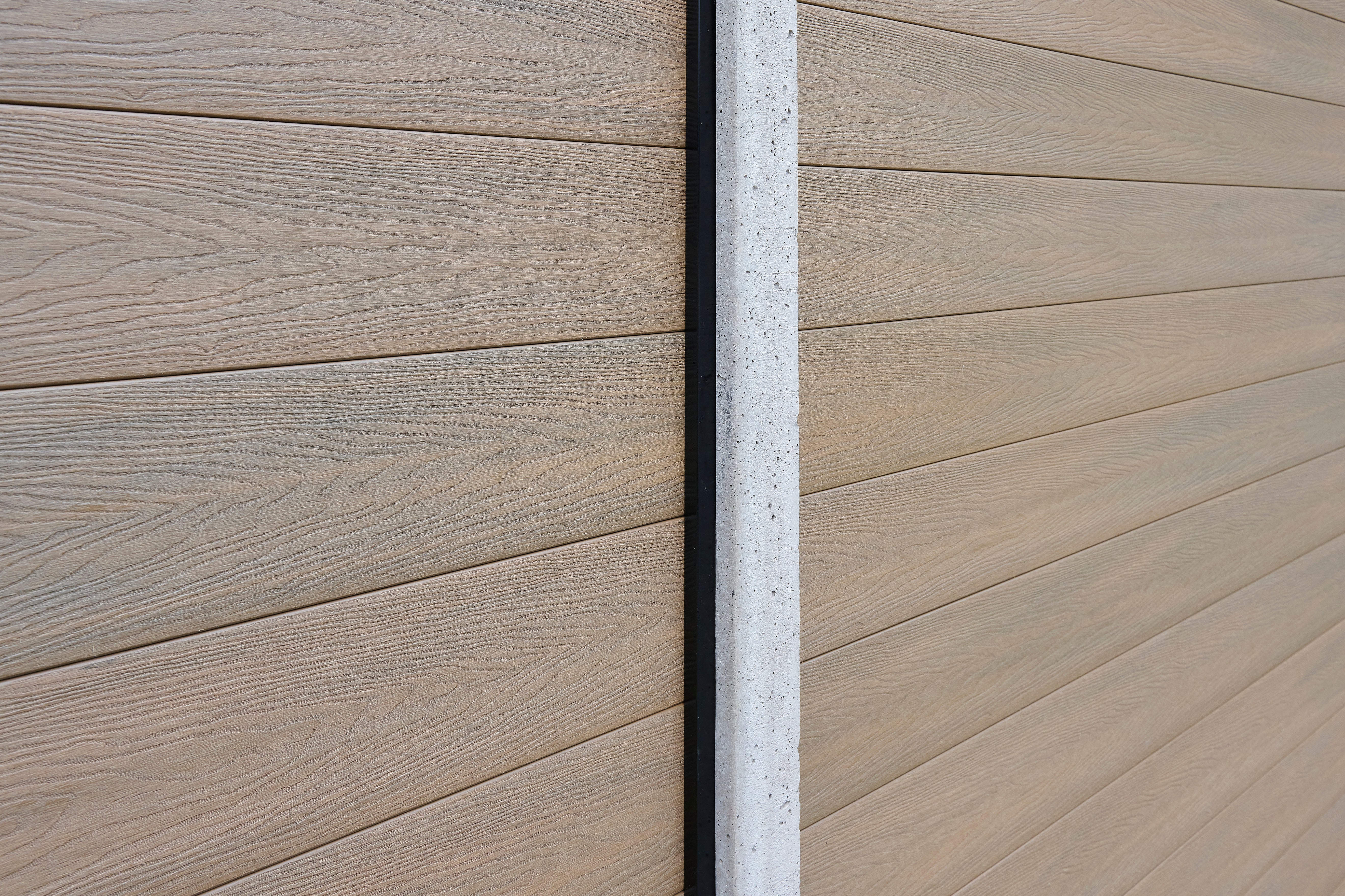 DuraPost VISTA® Composite Fencing Boards (pack of 4), 1.82m - Image 6
